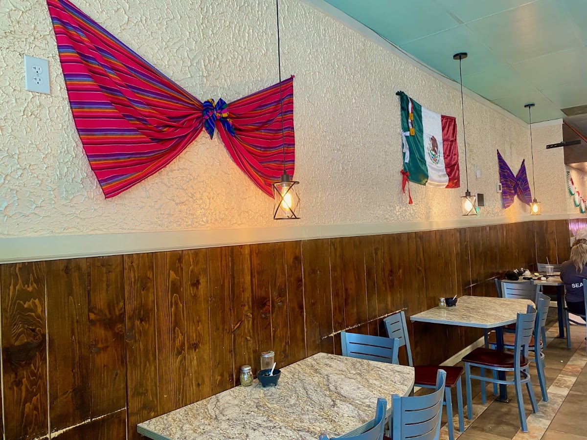 Taqueria Las Maravillas Menu